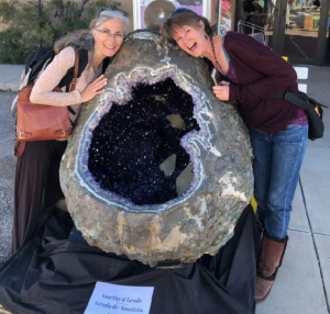 Helena and Laura at 2020 Tucson Gem Show